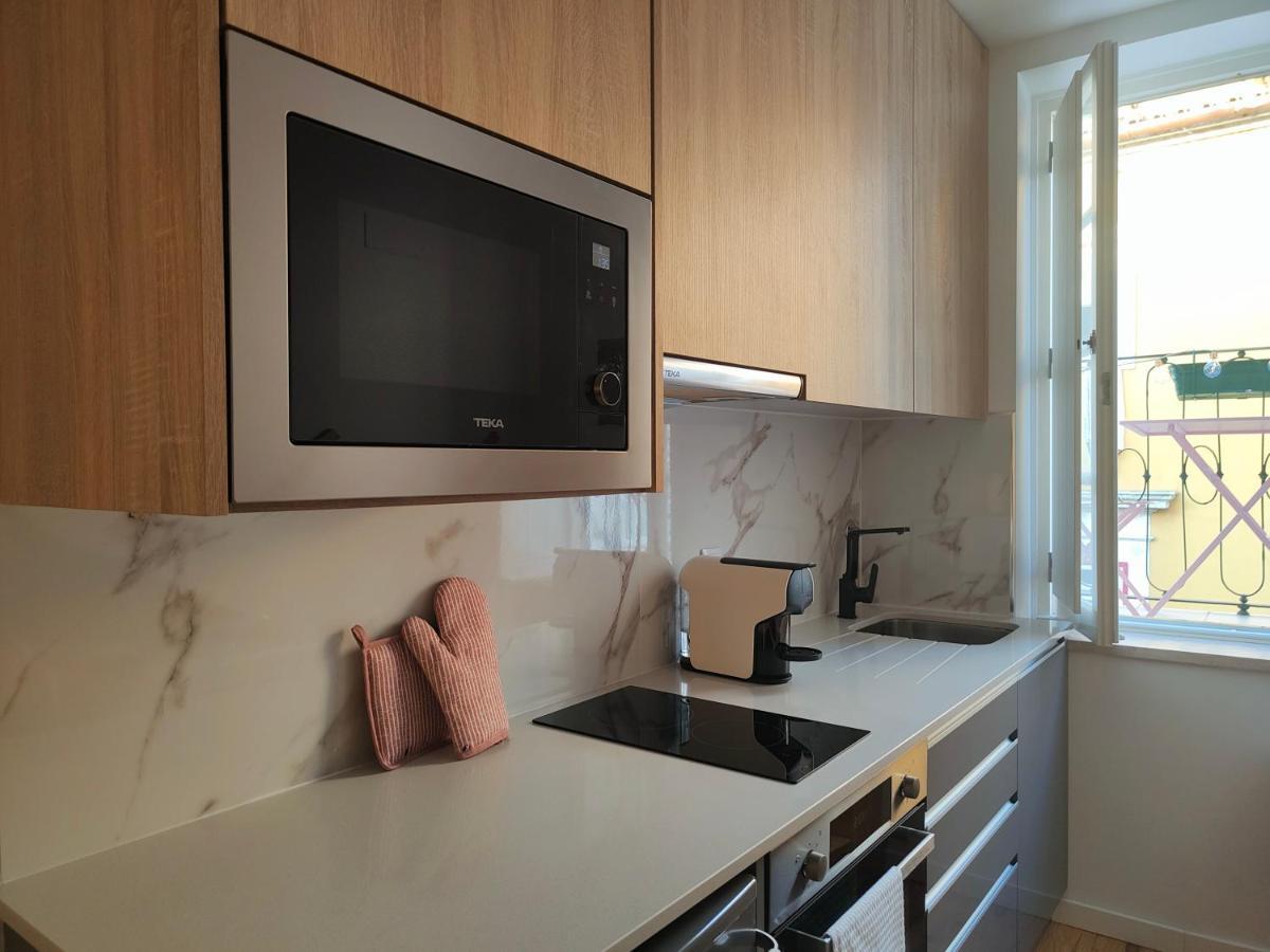 Rose Essence Aparment - Exceptional Balcony Apartment Coimbra Ngoại thất bức ảnh